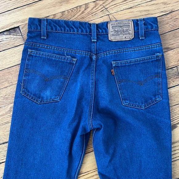 Vintage Straight Leg Orange Tab Levis in Medium Blue Wash - Picture 3 of 6